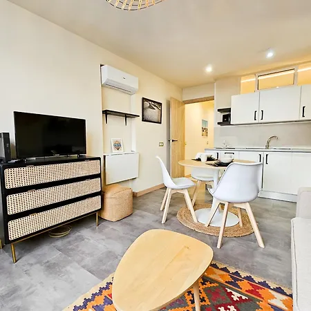 Design Flat * 普拉亚戴尔雷安格莱斯