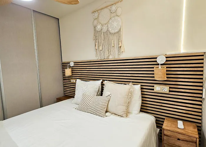 Design Flat شقة بلايا ديل إنغلز